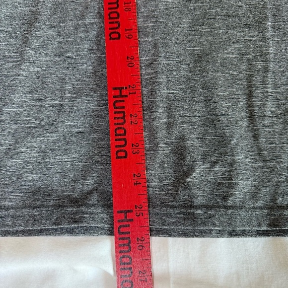 Nike Men's Hydroguard Dri-FIT Swim Medium Top UPF 40+ Stretch Rash Guard Gray - Picture 4 of 7